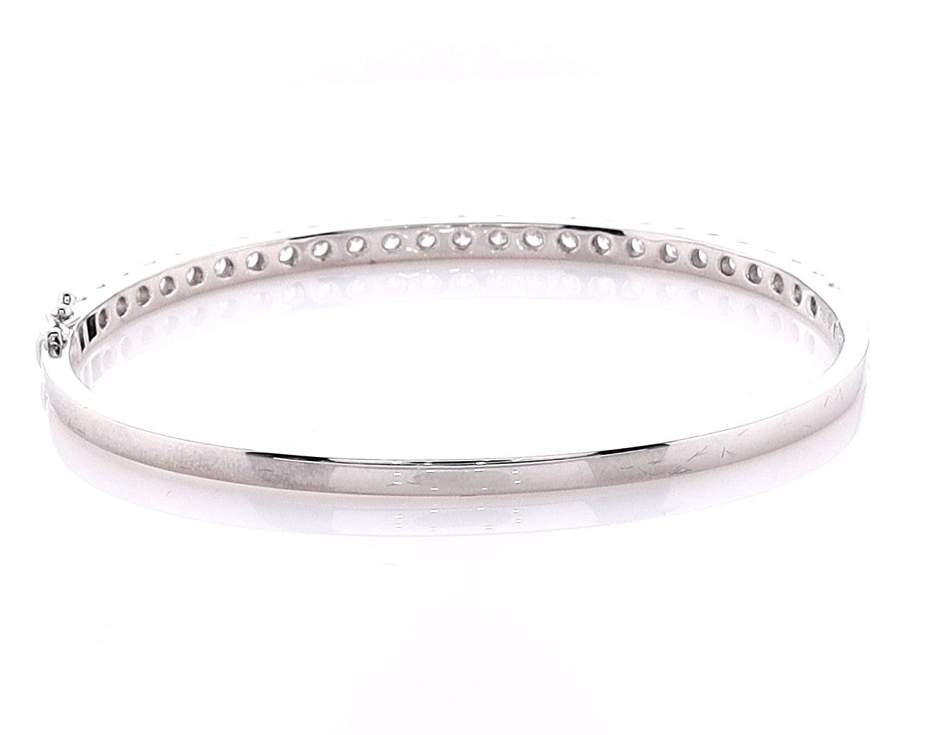 18k White Gold 3.01ct Round Brilliant Diamond Bangle