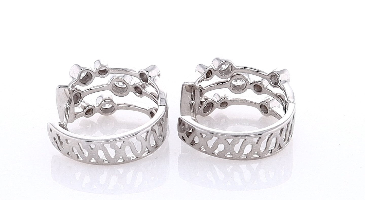 18k White Gold Round Brilliant Rub-Over Earrings
