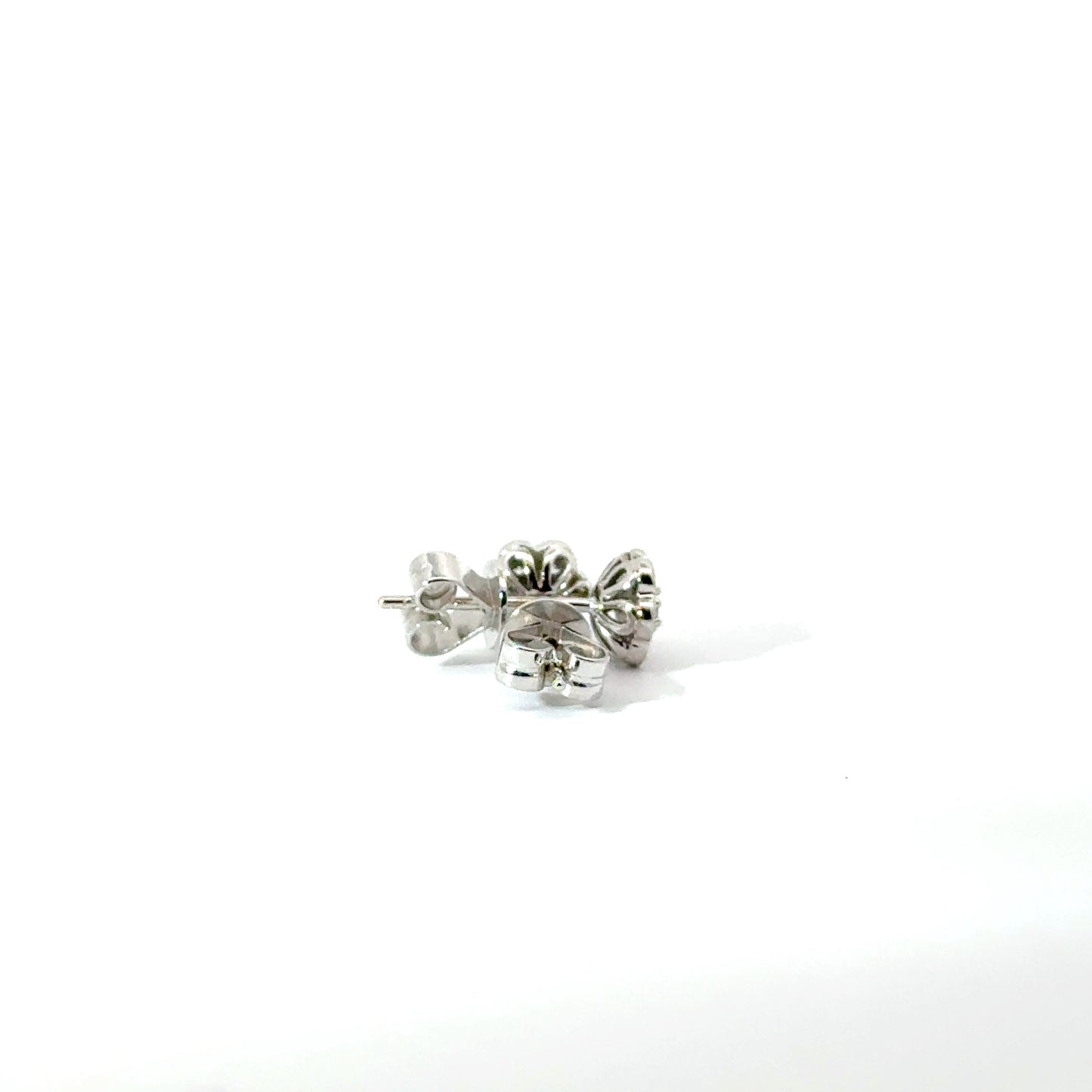 18k White Gold 0.32cttw Round Brilliant Cut Diamond Stud Earrings