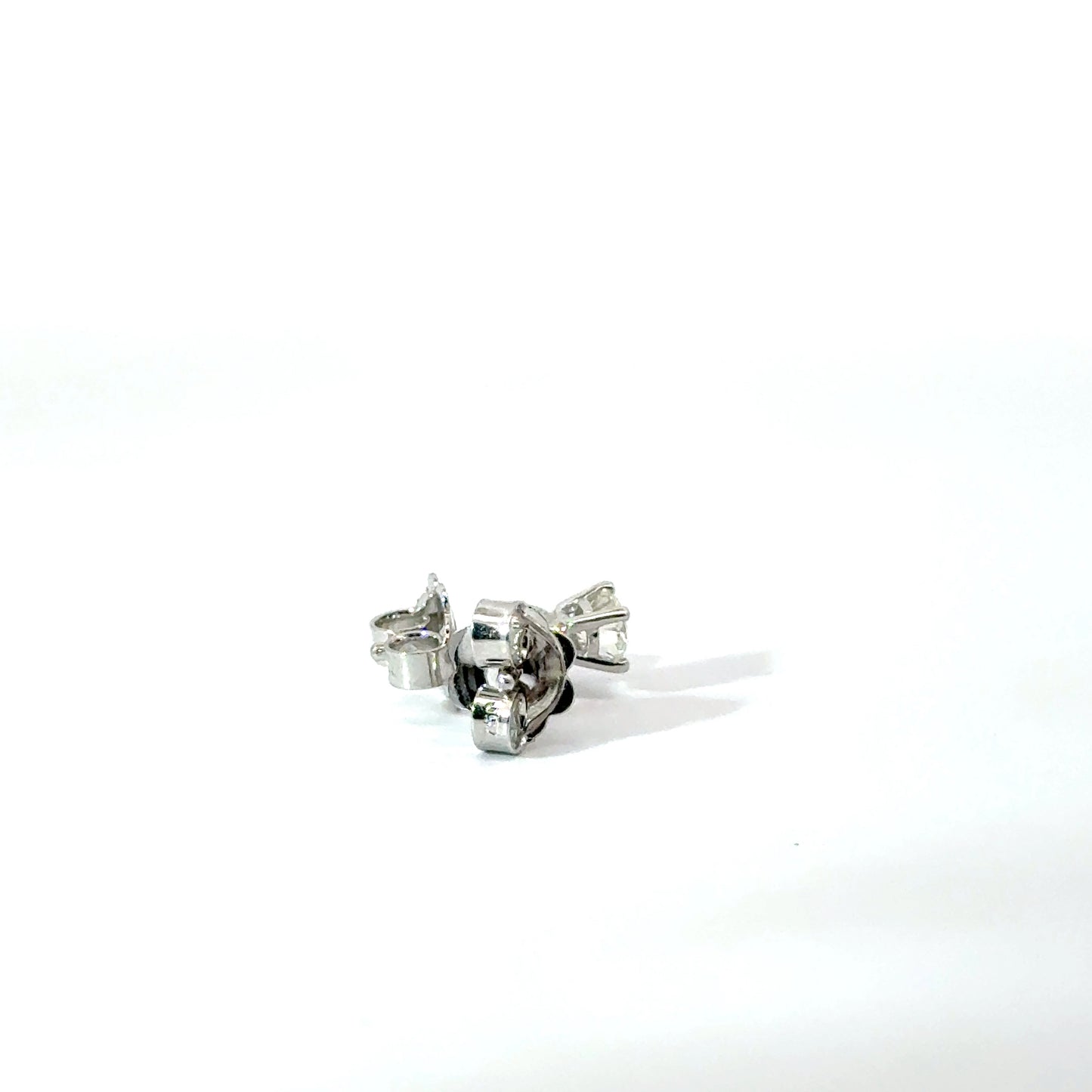 18k White Gold 0.40cttw Round Brilliant Cut Diamond Stud Earrings