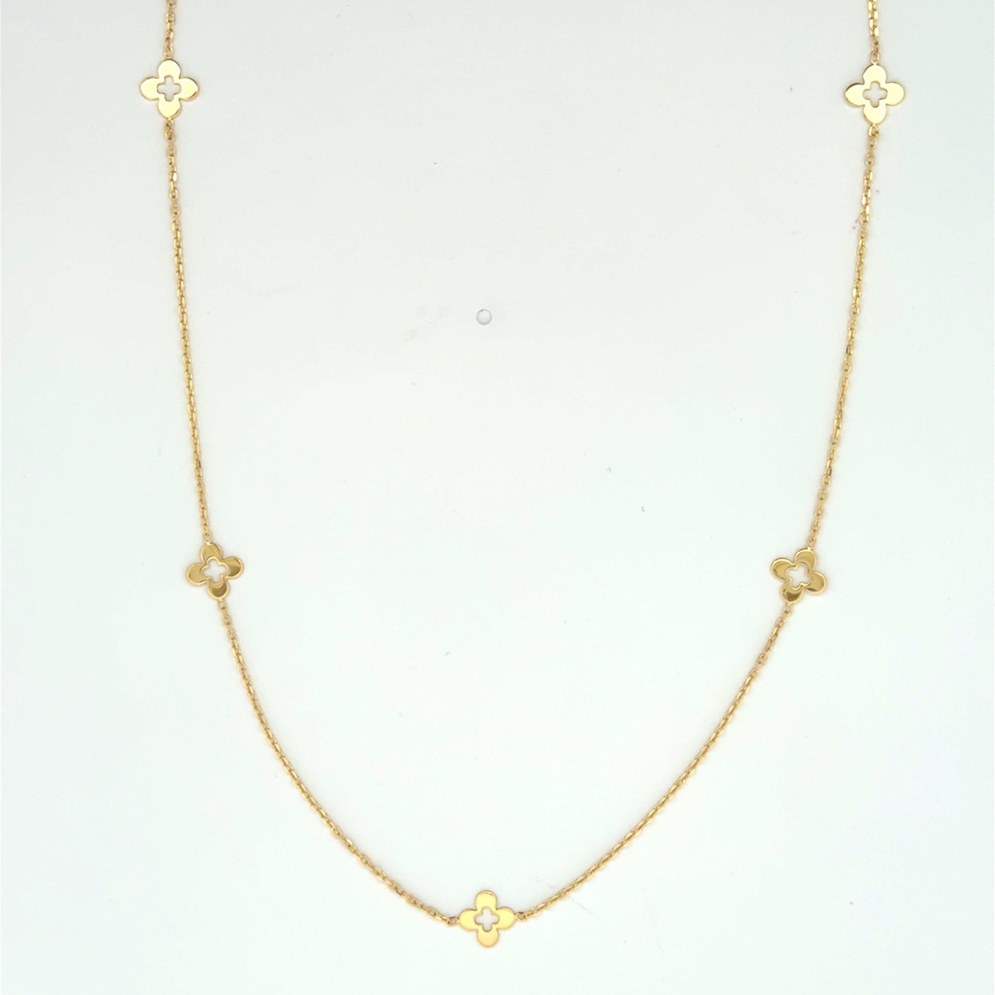 9k Yellow Gold Clover Necklace