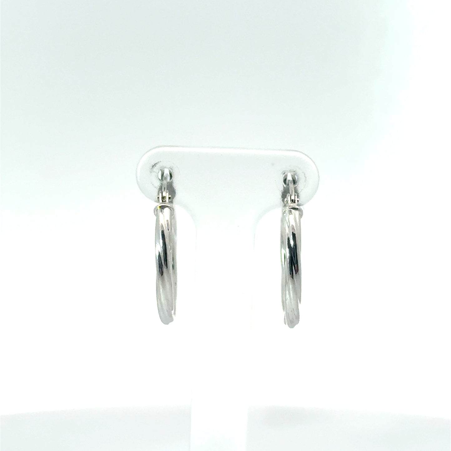 9k White Gold Twist Hoop Earrings