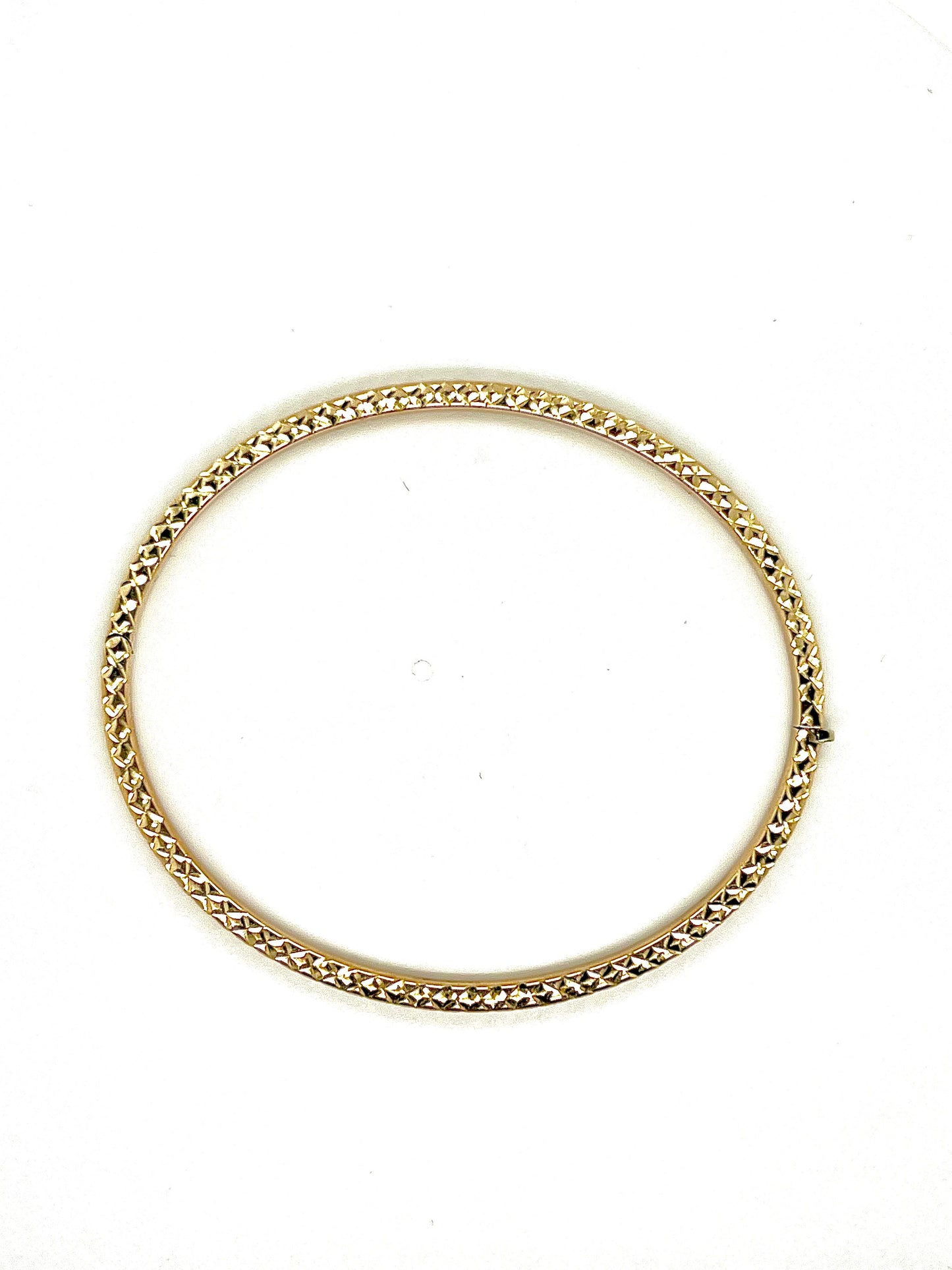 9k Yellow Gold Patterned Bangle