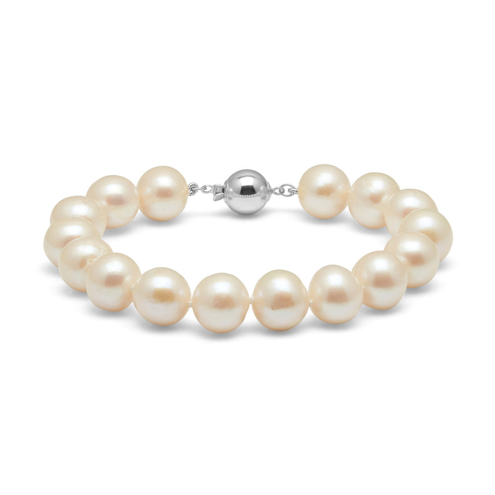 9k White Gold Cultured Freshwater Pearl Bracelet