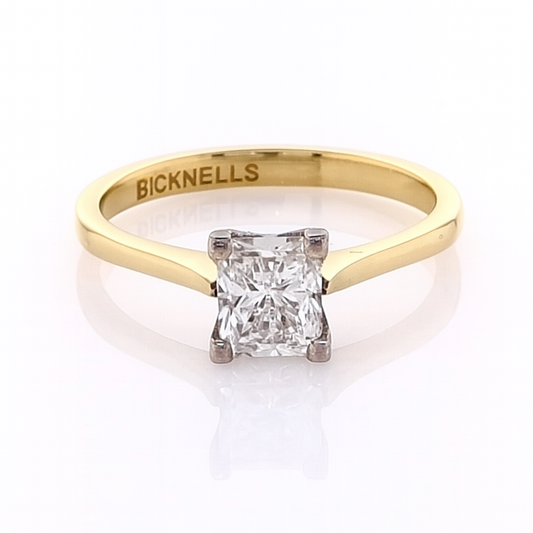 18k Yellow Gold 0.80ct Radiant Cut Diamond Solitaire Engagement Ring