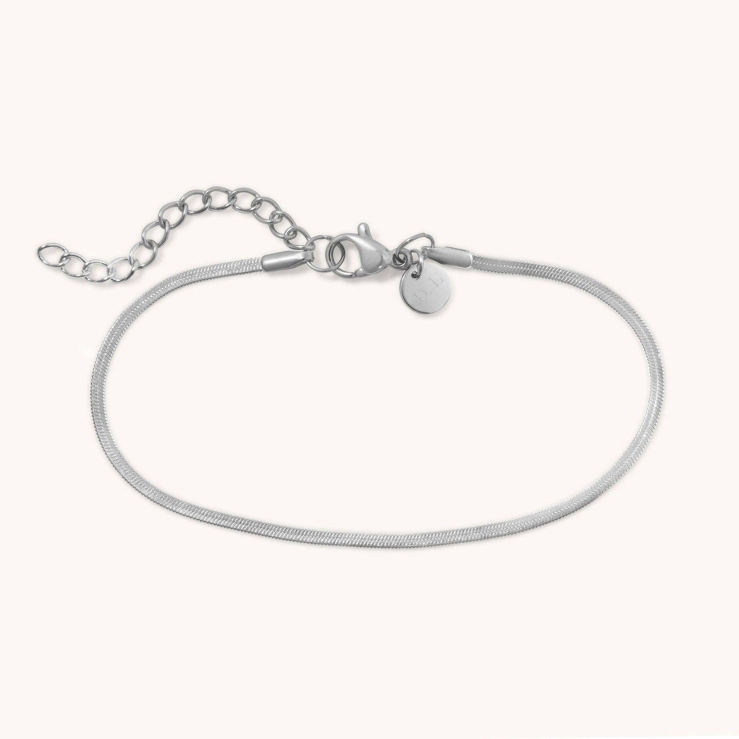 D. Louise - Fine Essentials Bracelet: Gold