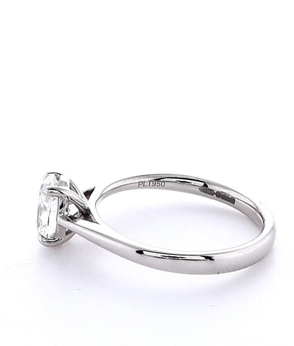 Platinum 0.90ct Oval Cut Engagement Ring