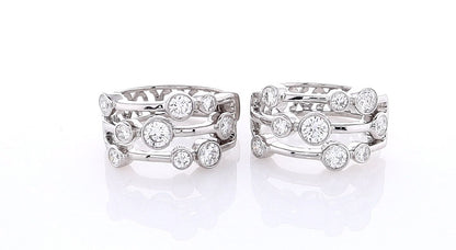 18k White Gold Round Brilliant Rub-Over Earrings