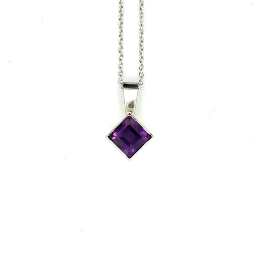 18k White Gold Square Cut Purple Amethyst Pendant