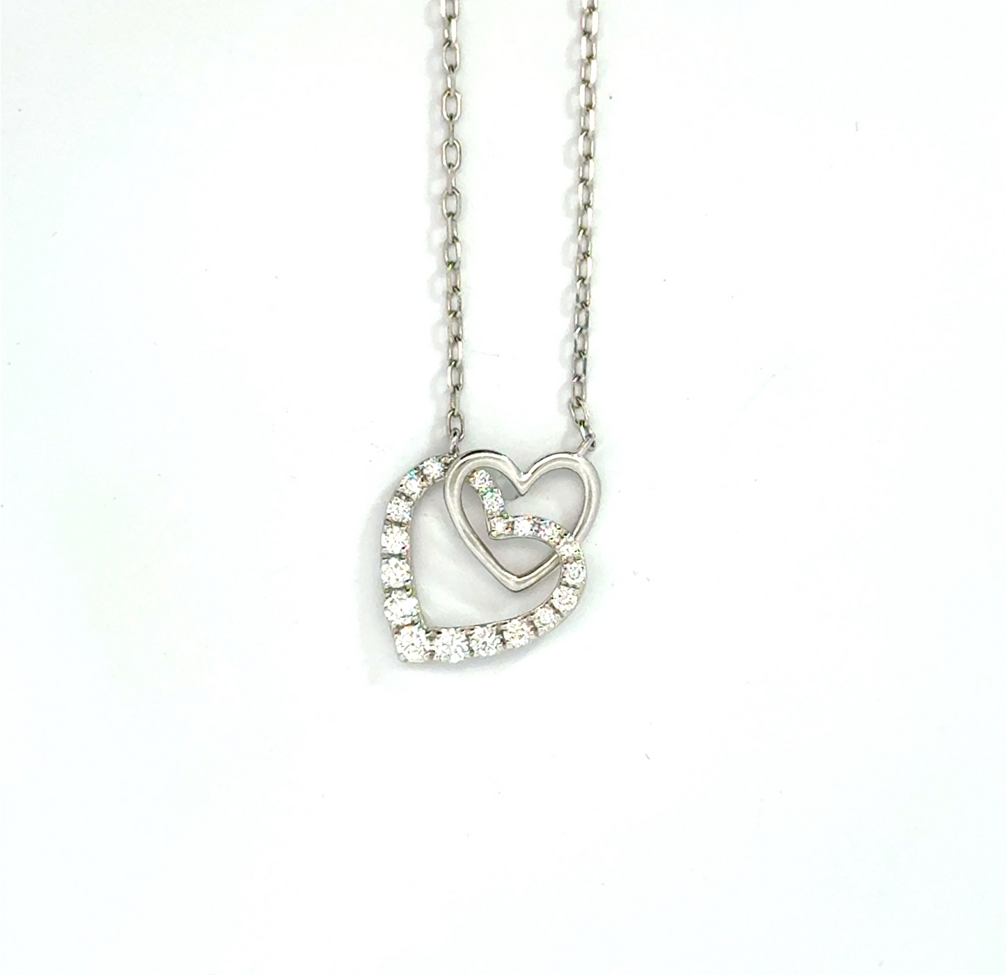 18k White Gold 0.24cttw Round Brilliant Cut Diamond Heart Pendant