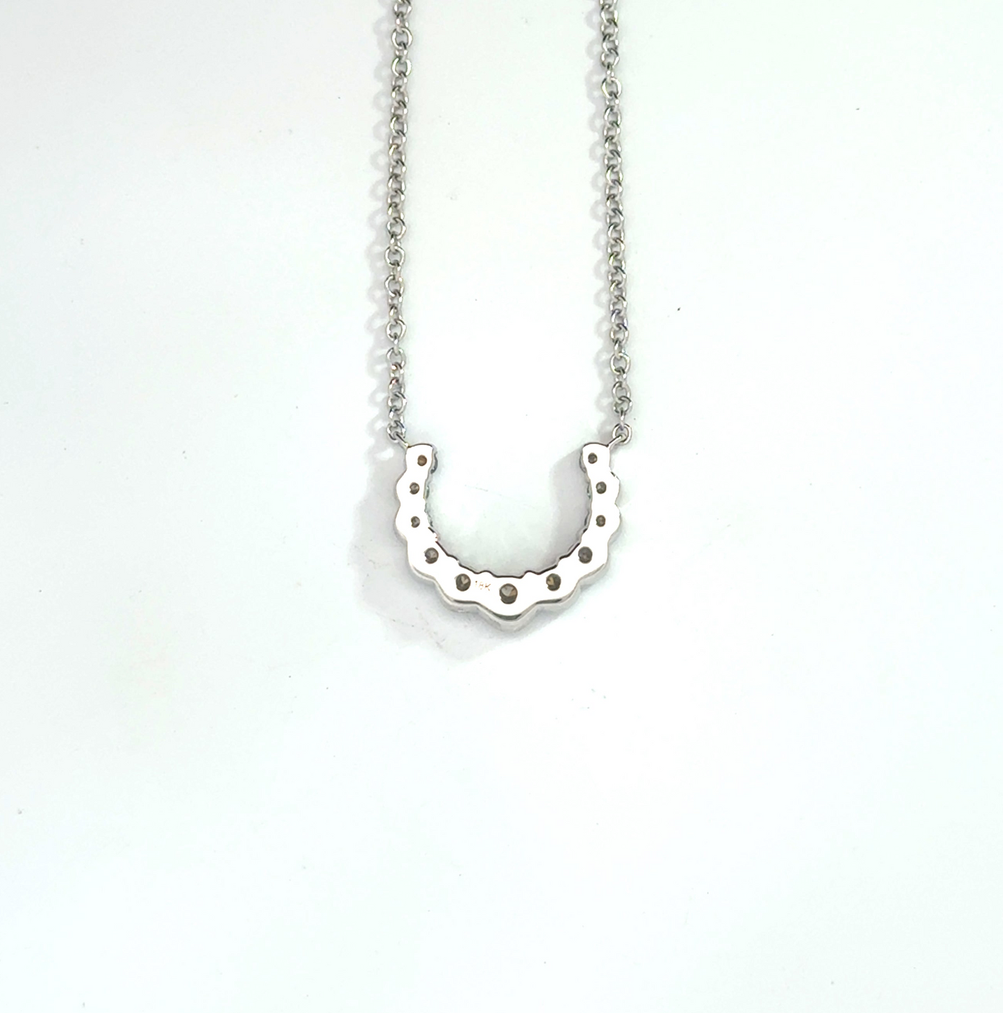 18k White Gold 0.50cttw Round Brilliant Cut Diamond Horseshoe Pendant