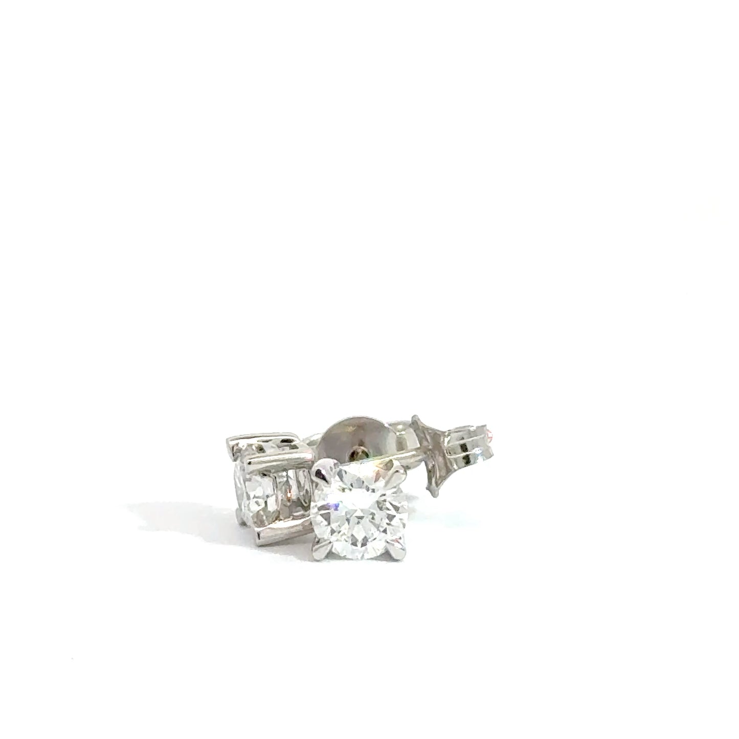 18k White Gold 1.09cttw Round Brilliant Cut Lab Diamond Stud Earrings