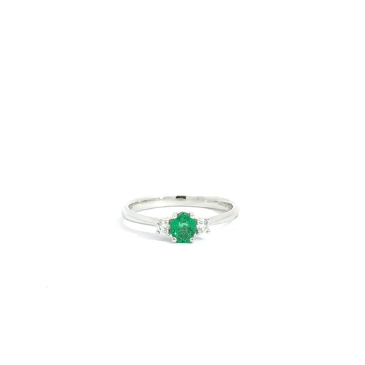 18k White Gold Oval Cut Green Emerald Trilogy Ring
