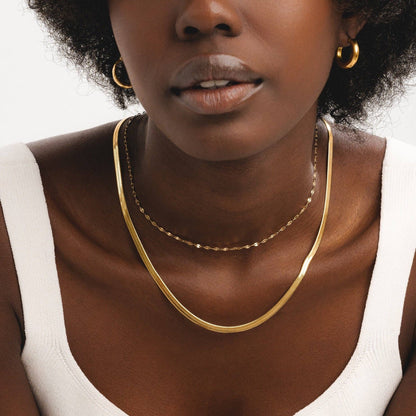 D. Louise - Essentials Snake Chain Necklace: Gold