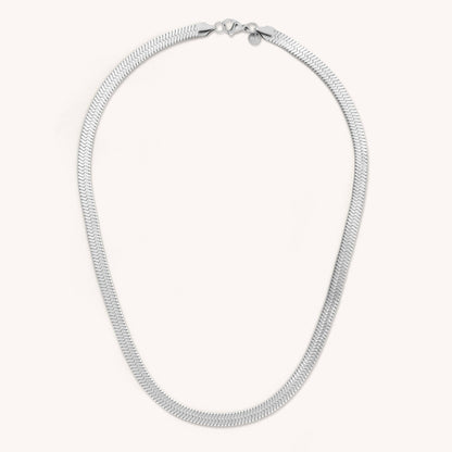 D. Louise - Essentials Snake Chain Necklace: Gold
