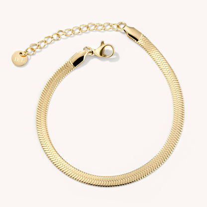 D. Louise - Essentials Bracelet: Gold