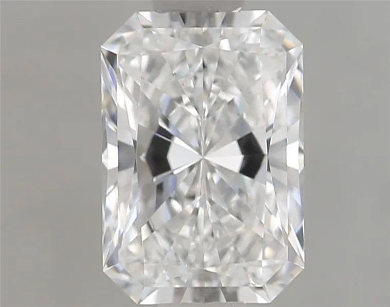 1.03ct Radiant Lab Grown Diamond (Colour E, Clarity VS1, IGI Certified)