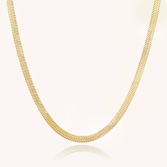 D. Louise - Essentials Snake Chain Necklace: Gold
