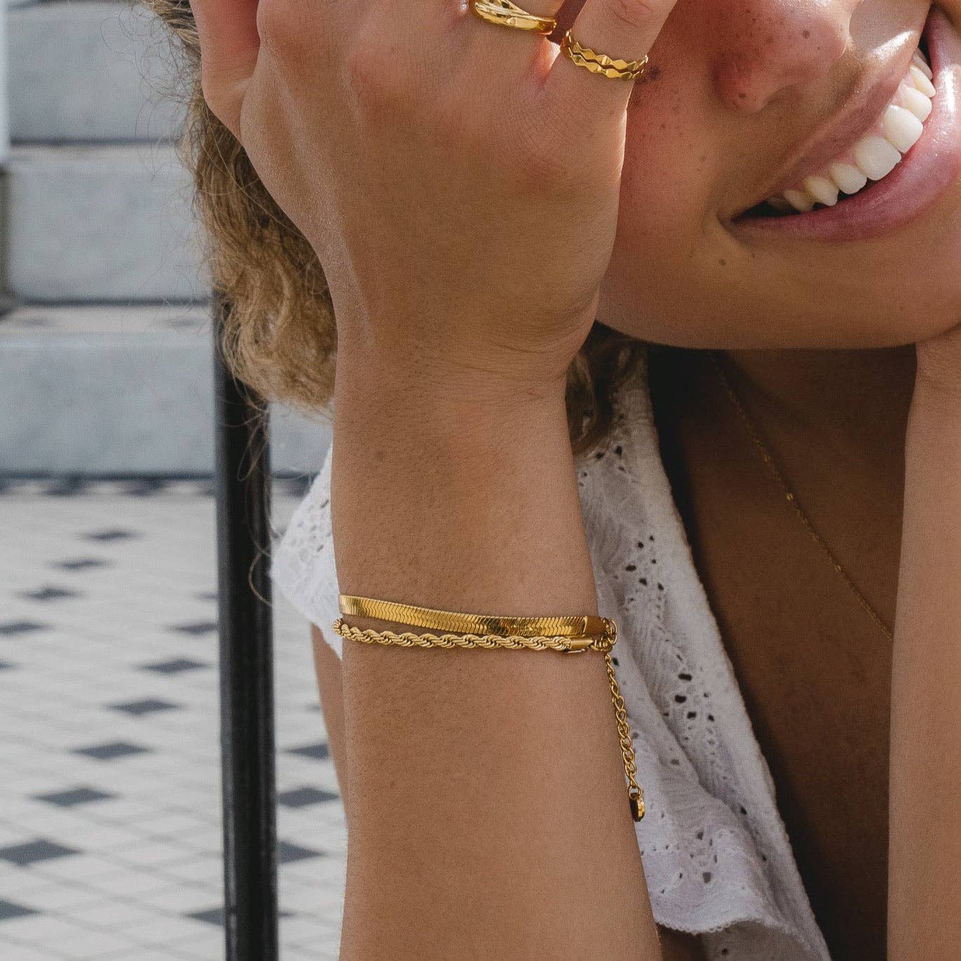 D. Louise - Essentials Bracelet: Gold