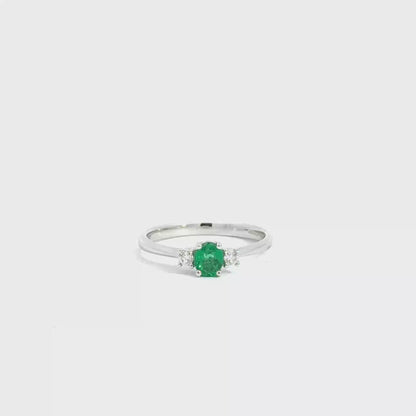 18k White Gold Oval Cut Green Emerald Trilogy Ring